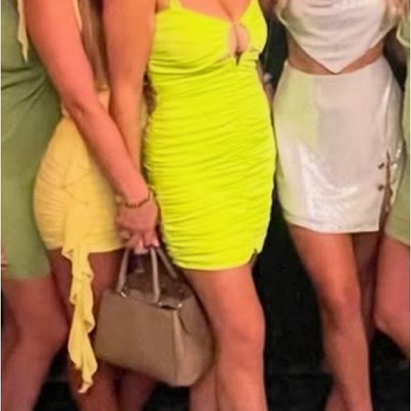 Zara Neon Yellow Ruched Dress - Picture 4 of 4